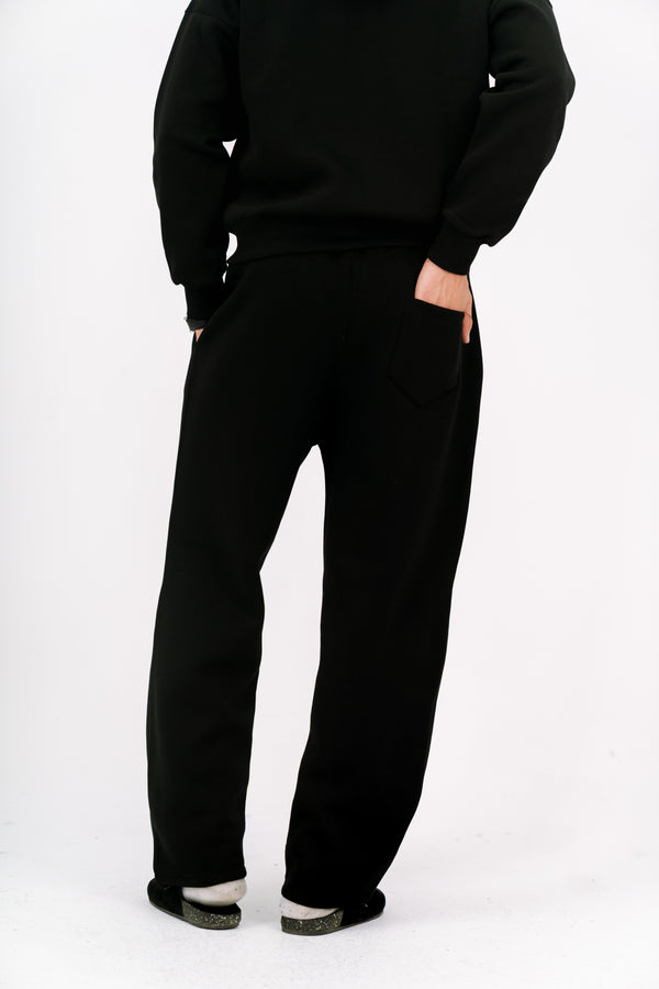 Essential Sweatpants - Black