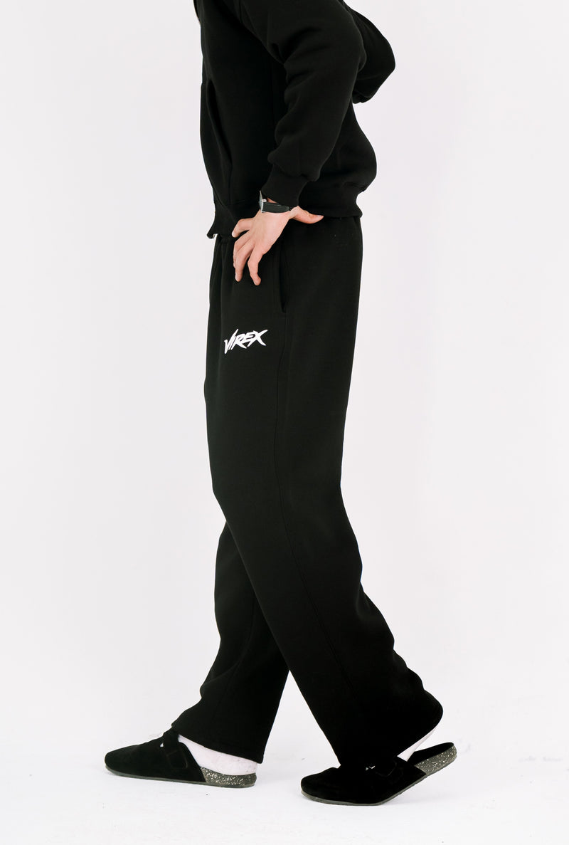 Essential Sweatpants - Black