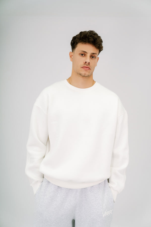 ِEssential Crewneck - white