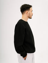 ِEssential Crewneck-black