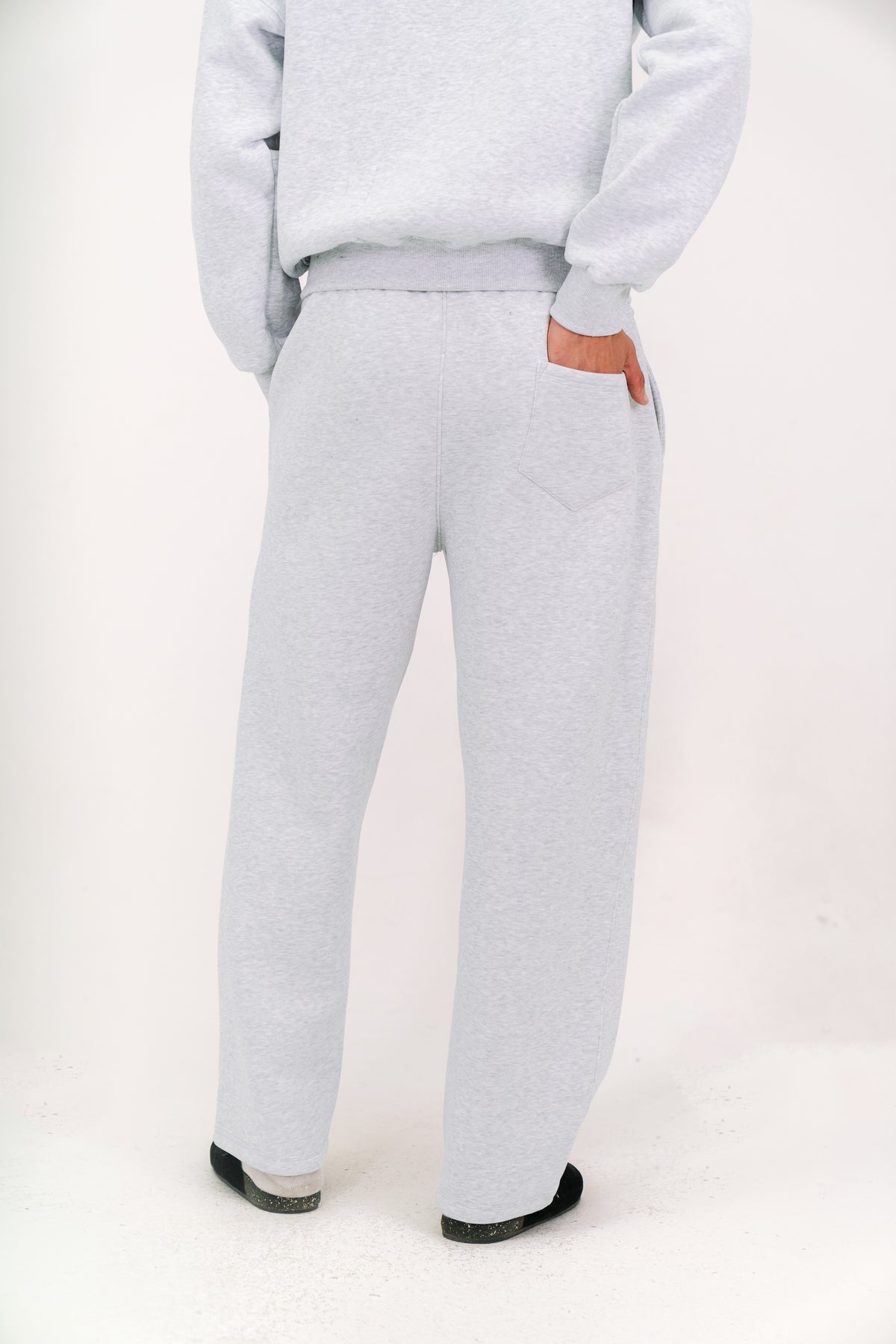 Essential Sweatpants - Light Gray